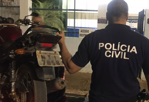 Polícia Civil localiza em Brumado moto furtada em Livramento