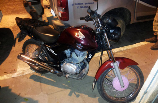 Tanhaçu: Jovem é detido com moto roubada