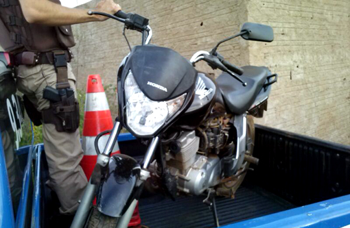 Brumado: Polícia Militar recupera moto roubada em assalto a empresa na BR-030