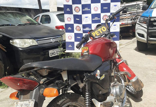 Brumado: PM recupera veículo com restrição de roubo/furto