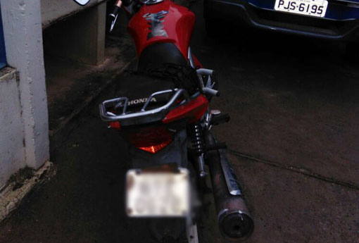 Brumado: polícia recupera moto roubada no Bairro Malhada Branca