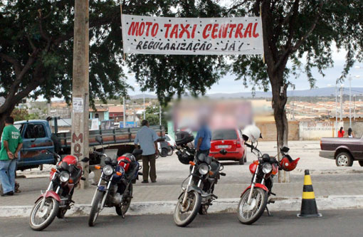Brumado: Mototaxistas cobram regulamentação do serviço