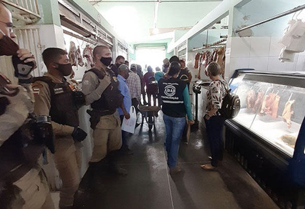 Operação apreende 500kg de carne imprópria para consumo humano em açougues de Cândido Sales