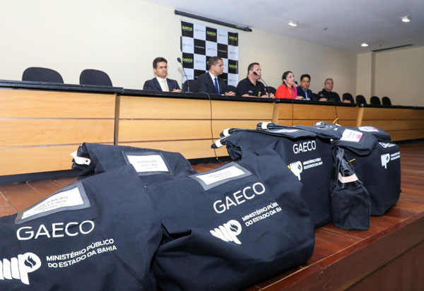 Operação 'Dirty Web' prende 11 pessoas por crime de pedofilia na Bahia