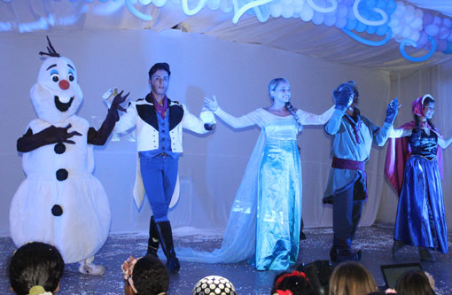 Clube Social de Brumado: Apresentação do musical 'Frozen: uma aventura congelante' foi um sucesso