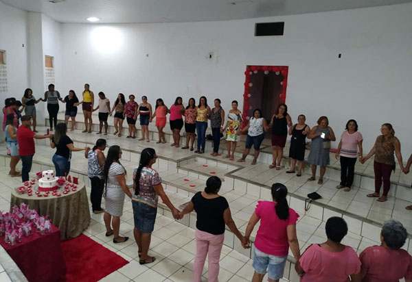Aracatu: Dia das Mães é comemorado com os grupos de atividades físicas NASF, Corpo, Mente e Movimento e o grupo Vida e Saúde