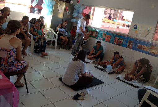 Nasf desenvolve atividades relaxantes para bebês durante a IV Semana do Bebê
