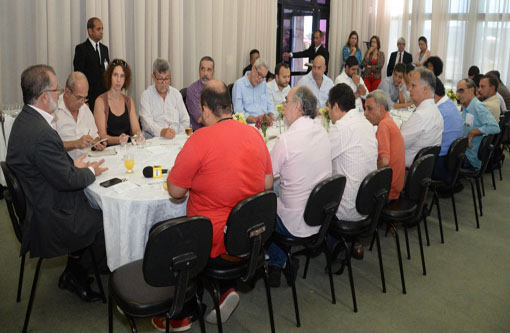 Nilo faz balanço da Alba e fala sobre seu futuro político durante almoço com jornalistas