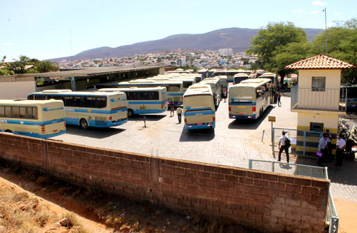 Brumado: Motoristas da Novo Horizonte retomam paralização por tempo indeterminado