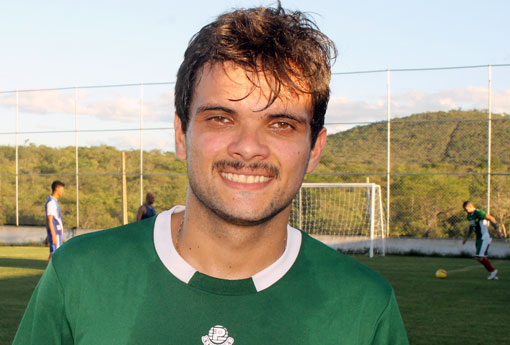 Norberto pode estar de saída do Vitória; brumadense poderá ir para o América-MG