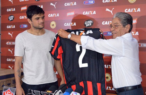 Norberto tem contrato oficializado com Ypiranga e logo passará a compor o time do Vitória