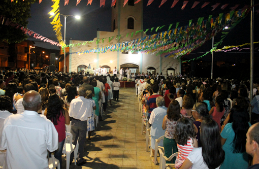 Brumado: Católicos celebram Nossa Senhora Aparecida