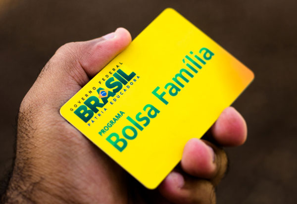 Sete estados nordestinos questionam no STF redução e não alocação de recursos do Programa Bolsa Família