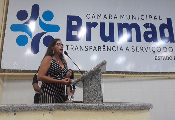 Brumado: representantes NUCA  falam durante sessão do Legislativo