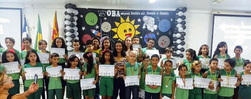 Brumado: alunos da rede municipal de ensino participam da solenidade de premiação da OBA 2017