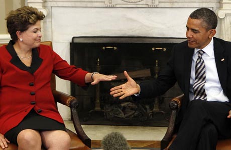 Dilma cancela viagem aos EUA após denúncias de espionagem