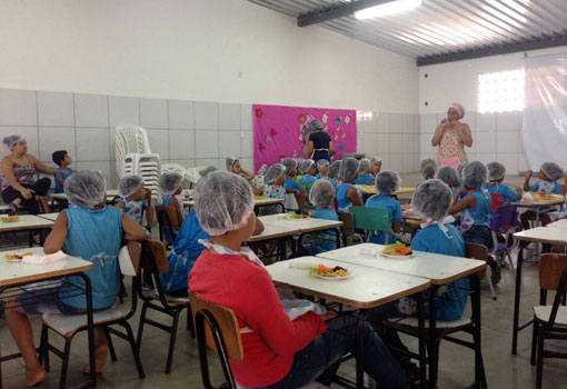 Brumado: oficina de culinária é realizada na Escola Municipal Professor Américo Zizico Nascimento
