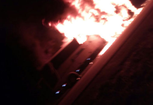 Ônibus da Empresa Novo Horizonte pegou  fogo na BA-262, entre Aracatu e Brumado