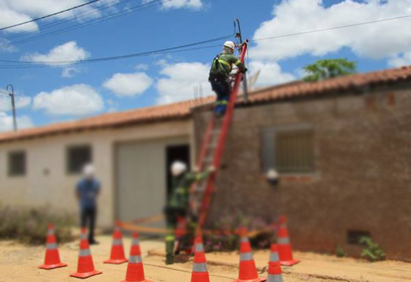 Coelba identifica e desativa 'Gatos' em ação de varredura no município de Aracatu
