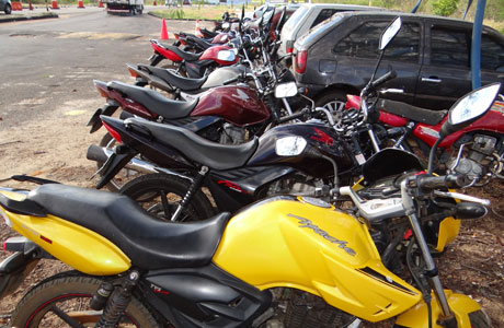Brumado: Polícia Rodoviária Estadual realiza 'operação BA-148' e apreende nove motos irregulares