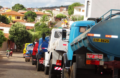 Operação Pipa: Recadastramento de caminhões está sendo realizado em Brumado