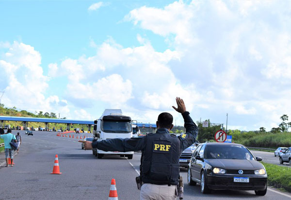 PRF encerra Operação Ano Novo e apresenta balanço dos quatro dias de atividades nas rodovias baianas