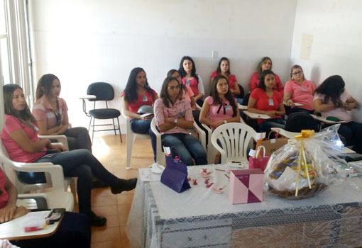 Brumado: Nasf e USF Leobino José de Souza promovem manhã de atividade em alusão ao Outubro Rosa na Xilolite