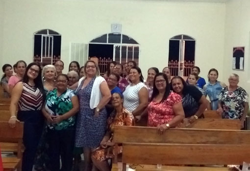 Brumado: comunidade do Espinheiro recebe palestras sobre câncer de mama e de útero