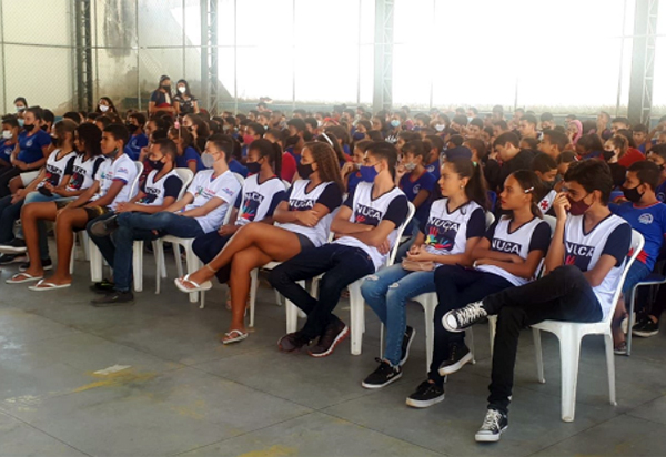 Palestra em combate ao trabalho infantil é ministrada na Escola Professora Maria Sônia e Sá Teles