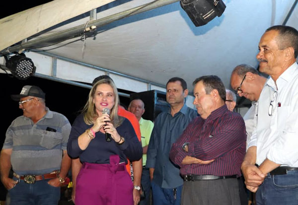 Palmas de Monte Alto: Ivana e Manoel Rubens entregam obras de infraestrutura e serviços à população
