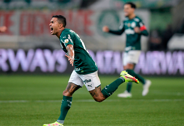 Palmeiras vence São Paulo e está na semifinal da Libertadores