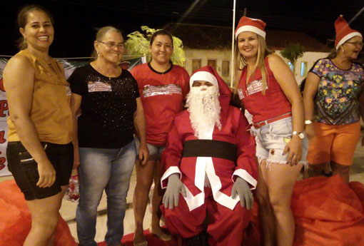 Brumado: foi realizada em Itaquaraí a 2ª Caravana do Papai Noel