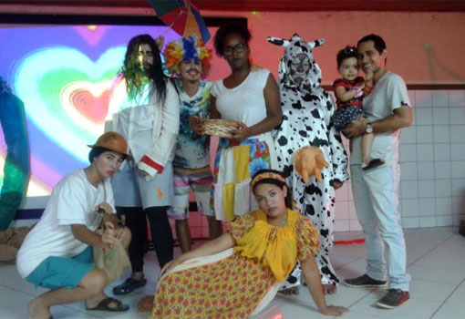 Grupo de Teatro Arte e Vida apresenta peça teatral no Centro de Educação Maria Nilza Azevedo e Silva