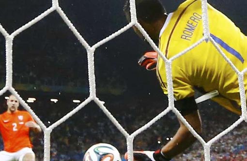 Copa do Mundo: Com brilho de Romero, Argentina supera Holanda e quebra tabu