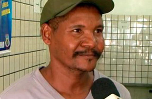 Em Ilhéus, homem tenta provar que está vivo