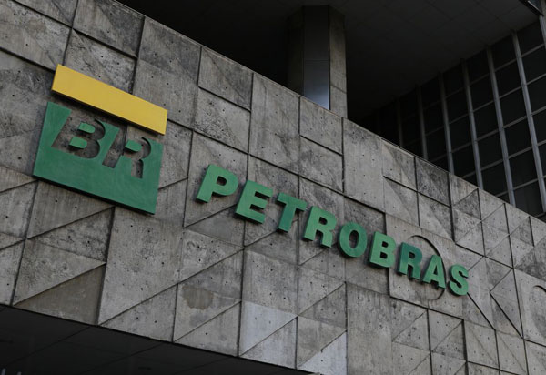 Petrobras aprova nova diretriz de formação de preços dos combustíveis