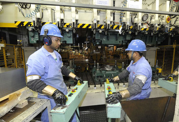 PIB caiu 10,5% no trimestre encerrado em maio