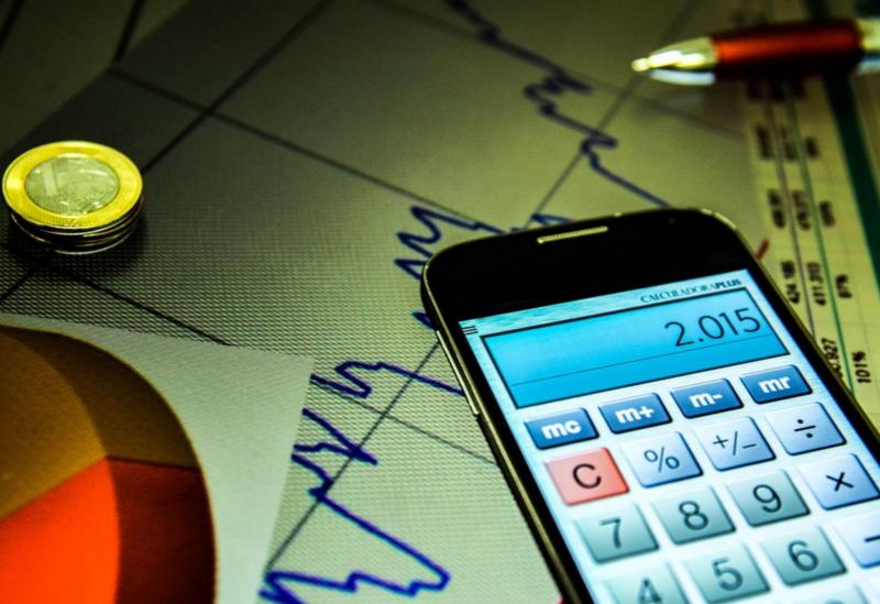 Copom reduz juros básicos para 4,25% ao ano, o menor nível da história