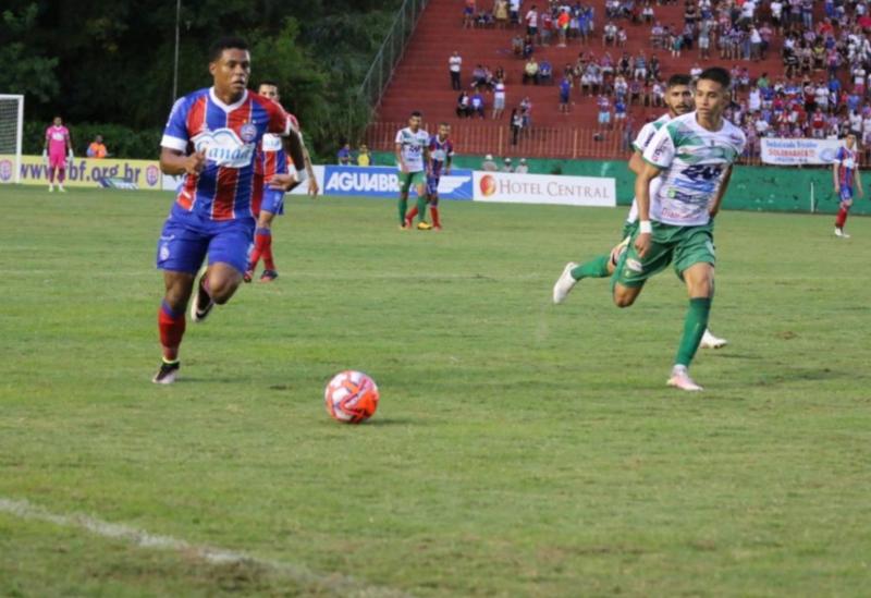Bahia vence em Conquista e assume liderança do Estadual