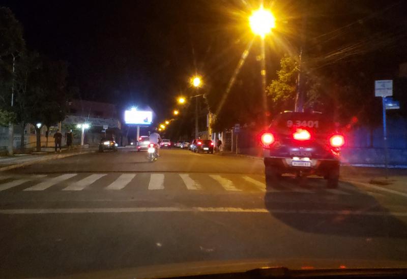 Uma pessoa é  flagrada desrespeitando toque de recolher na última noite em Brumado