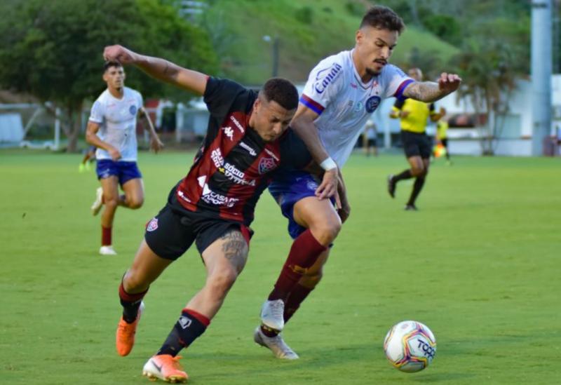 Bahia bate rival Vitória e amplia liderança no estadual