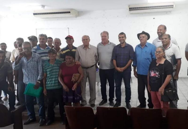 Médico Alessandro Lôbo, pré-candidato a prefeito de Brumado, participa de reunião á convite do CMDRS