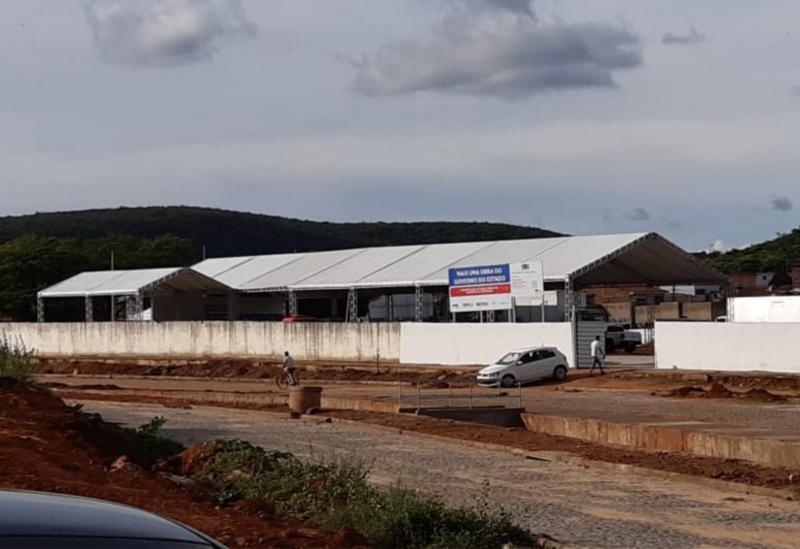 Rui Costa assina ordem de serviço para construção de policlínica em Brumado, nesta segunda (16)