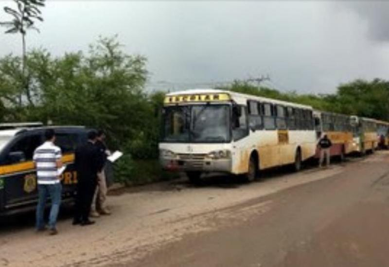 Transporte escolar: operação do MPF e da PRF flagra irregularidades que põem em risco a vida de alunos em Guanambi