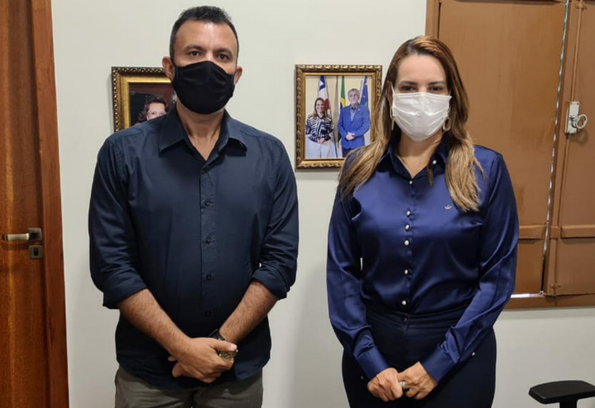 Vereador Beto Bonelly visita prefeita de Vitória da Conquista