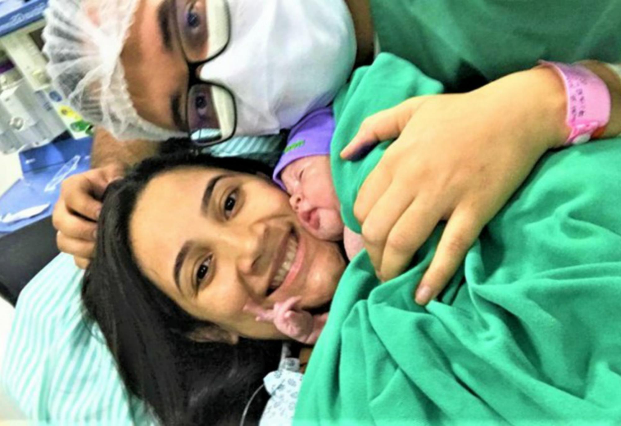 PRF realiza escolta para gestante em trabalho de parto na BR 116