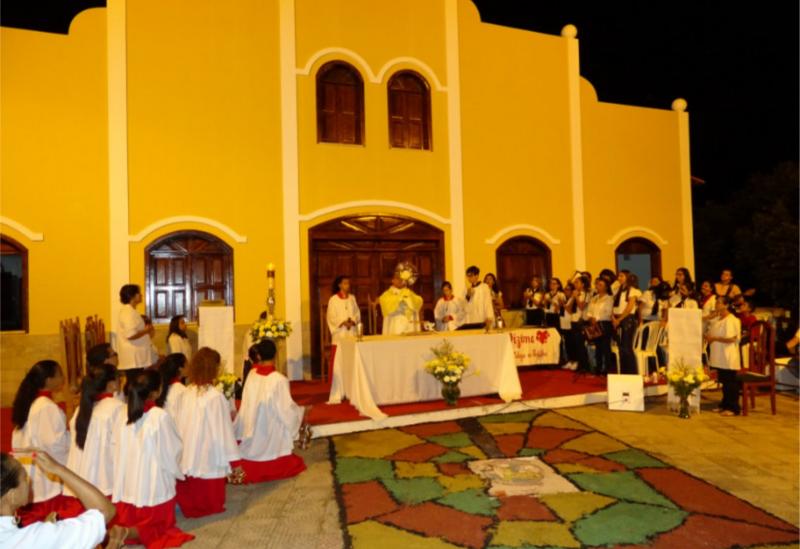 Solenidade de Corpus Christi na Paróquia Nossa Senhora da Conceição Aparecida e São Cristóvão