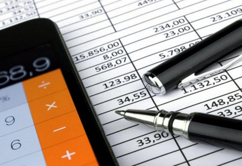 Confiança do micro e pequeno empresário cai 9,4% desde o início do ano, revela indicador CNDL/SPC Brasil