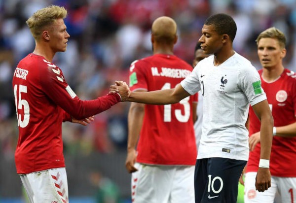 Com futebol morno, França e Dinamarca ficam no primeiro 0 x 0 da Copa