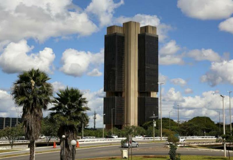 Banco Central anuncia que lançará cédula de R$ 200 com imagem do lobo-guará